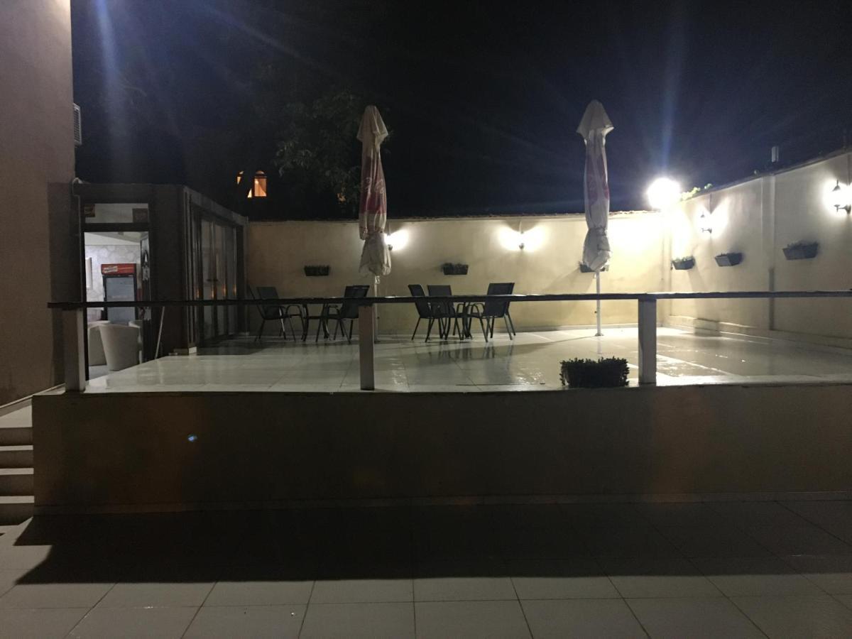 Лайф Sjoemen Buitenkant foto
